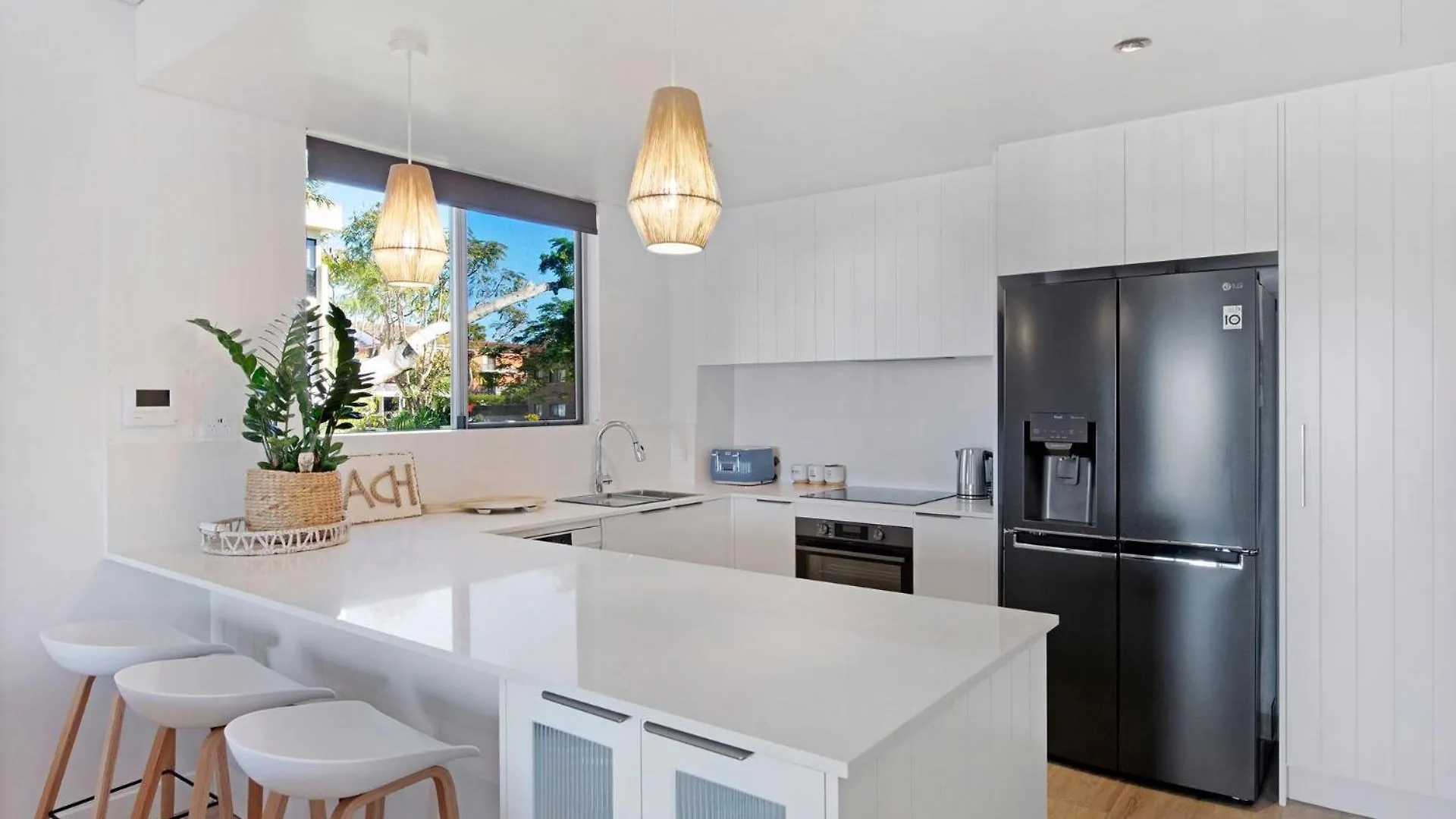 Waterfront Oasis In Runaway Bay - Coasthm Gold Coast 0*,
